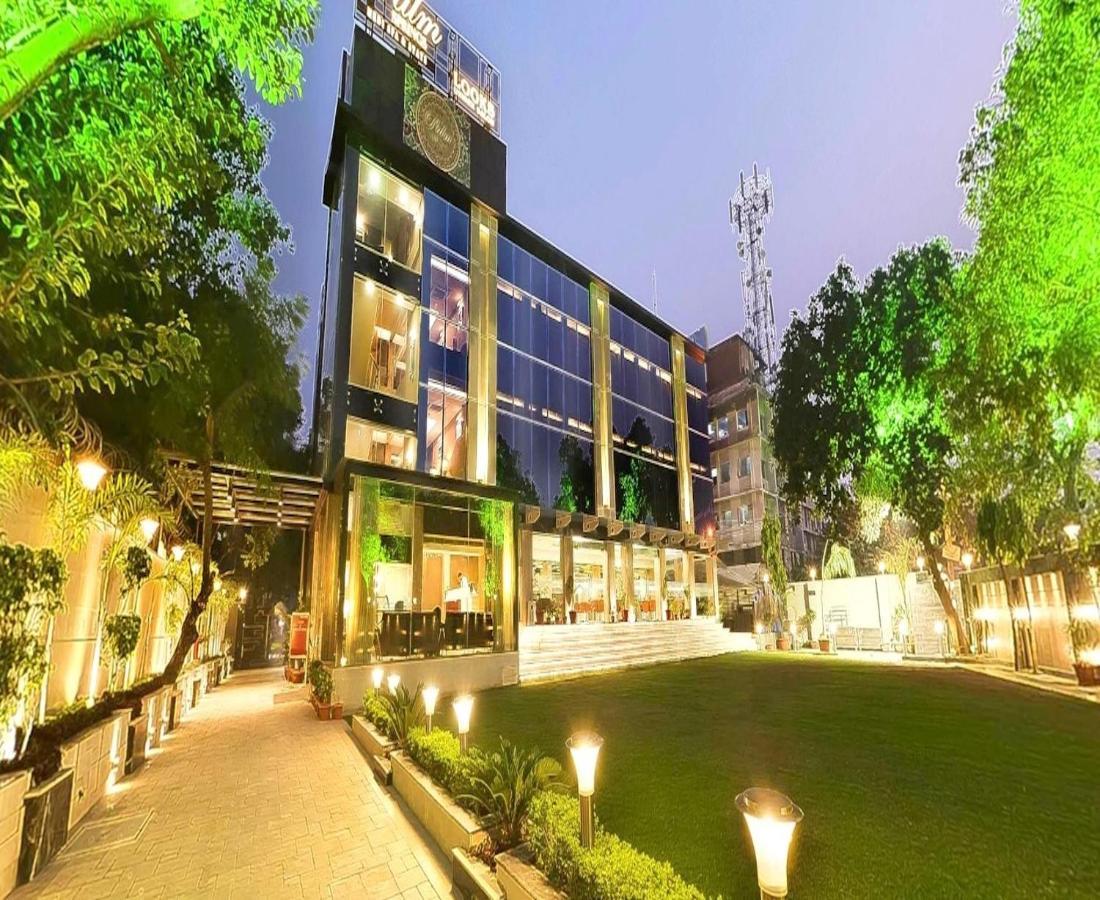The Palm Spring A Boutique Hotel Naraina Yeni Delhi Dış mekan fotoğraf