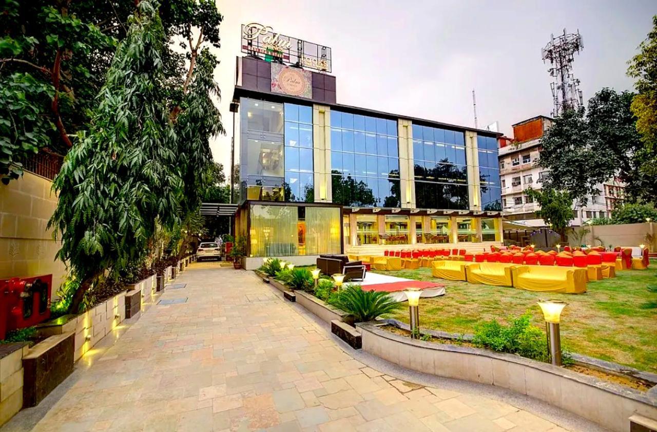 The Palm Spring A Boutique Hotel Naraina Yeni Delhi Dış mekan fotoğraf